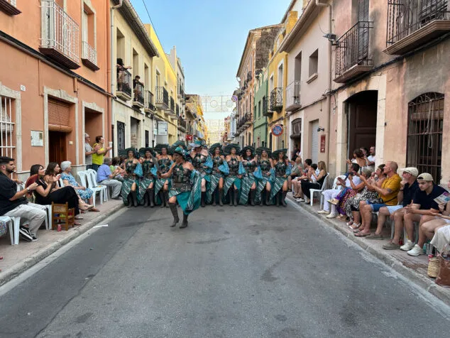 El Verger se rinde al esplendor de las filaes en la entrada de Moros y Cristianos 2025 55 desfile de moros y cristianos del verger 2025 52