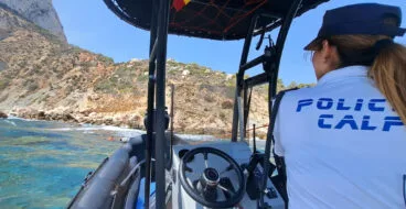 Embarcación de la Unidad de Vigilancia e intervención Marítima de Calp durante el rescate