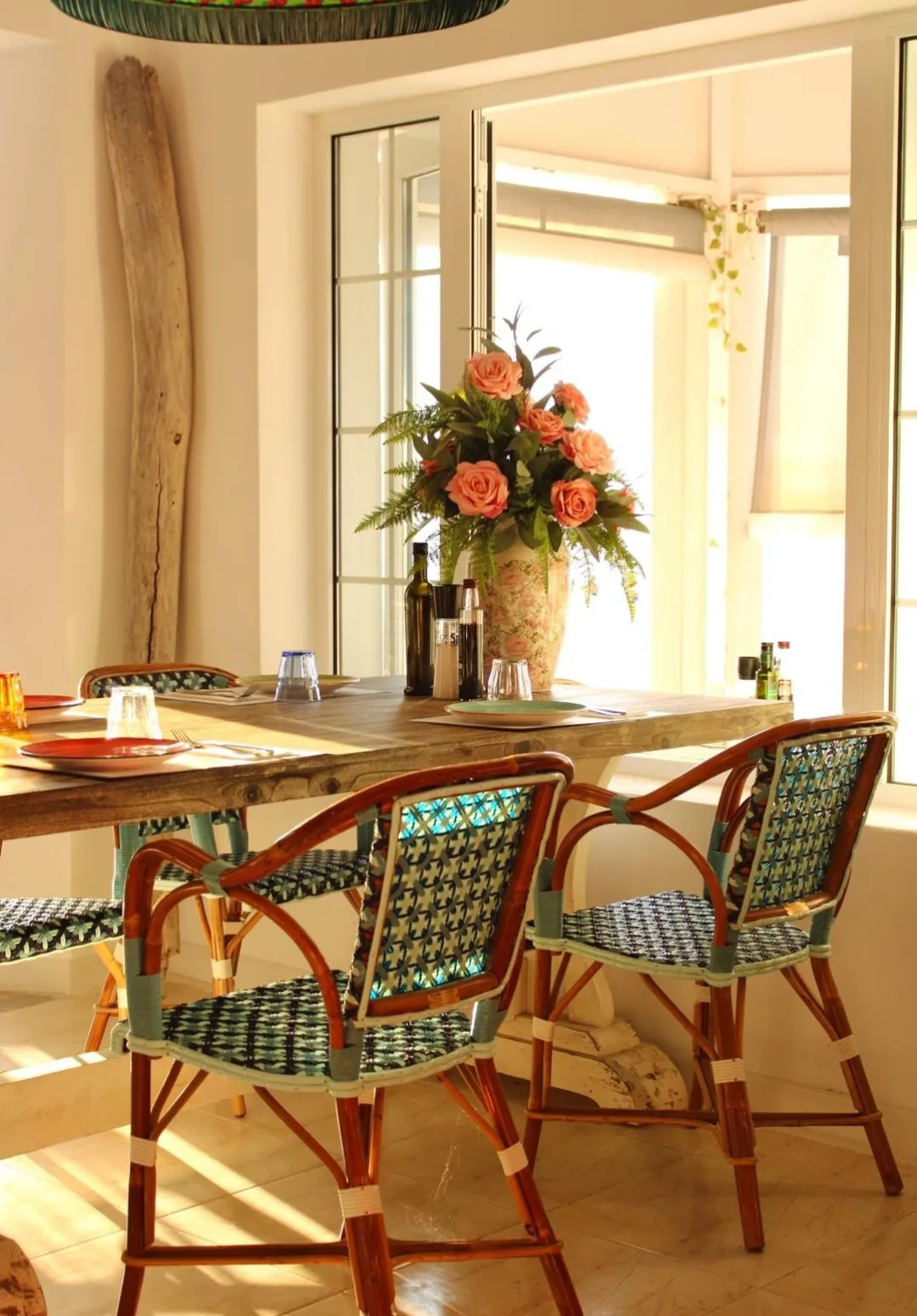 Espacio ideal para cenas y eventos privados en Dénia. Foto de @izria