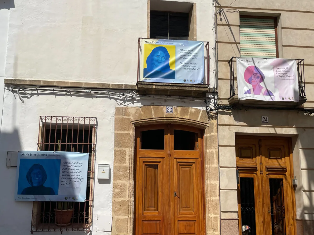 Exposición 'Elles- constel·lació poètica' en Benitatxell 03