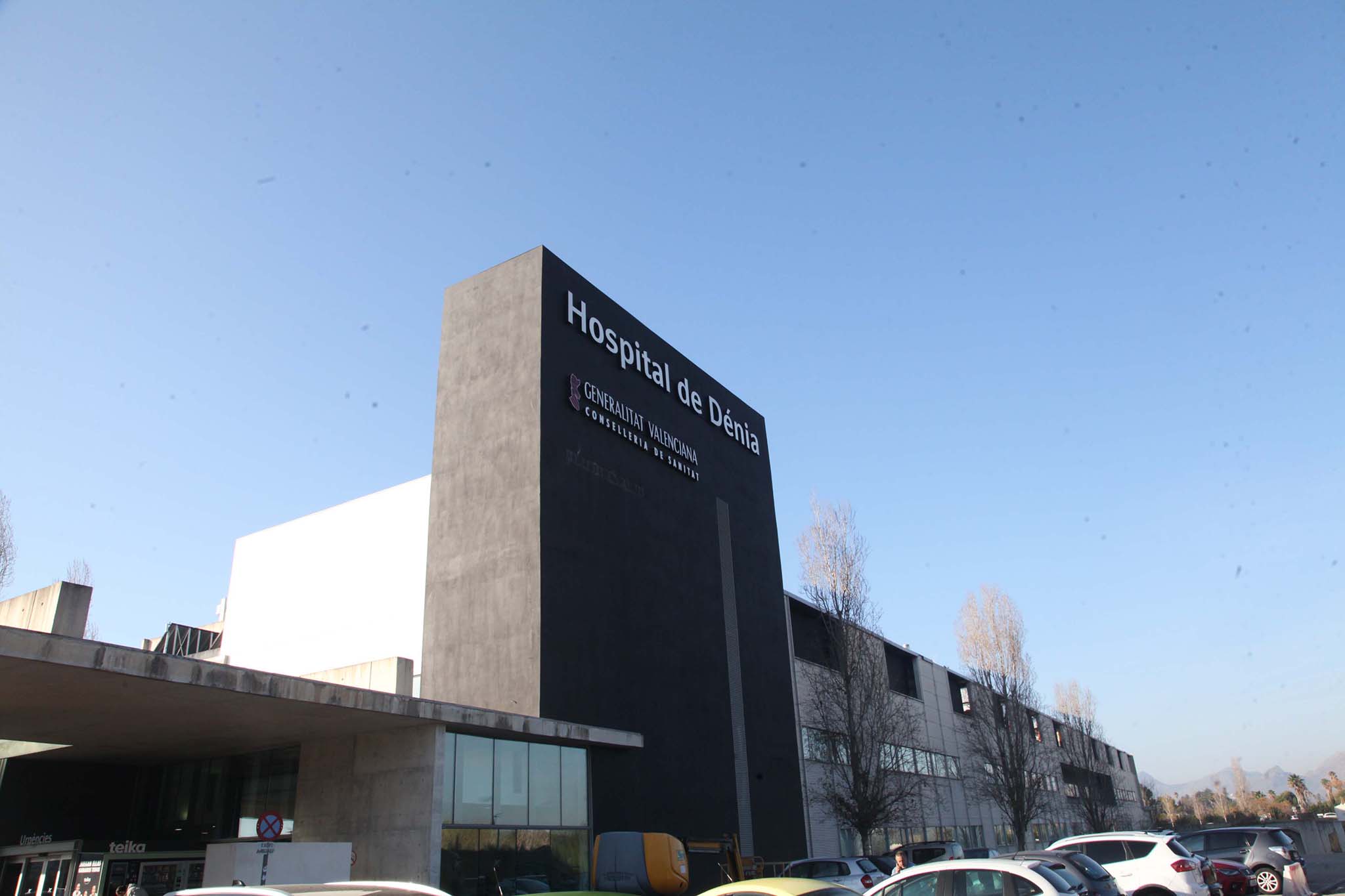 fachada del hospital de denia