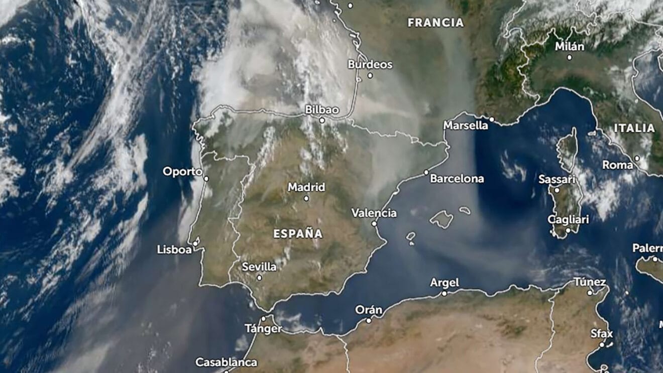 Imagen compartida por el Laboratorio de Climatología de la Universidad de Alicante - Fuente del mapa de Zoom Earth