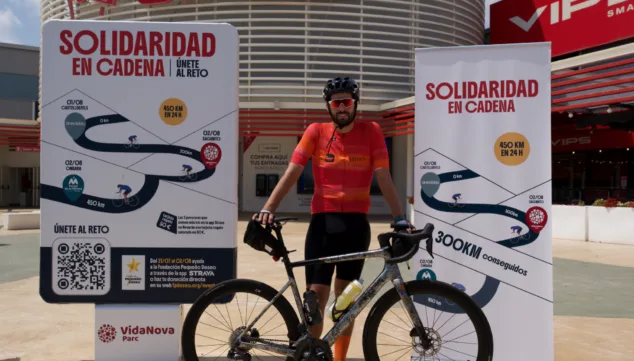 luis jaime en plena ruta ciclista