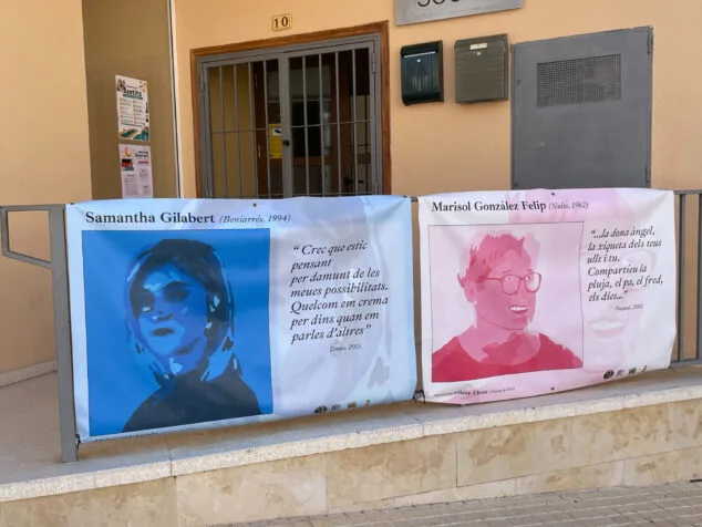 muestra de la exposicion elles constelc2b7lacio poetica en benitatxell