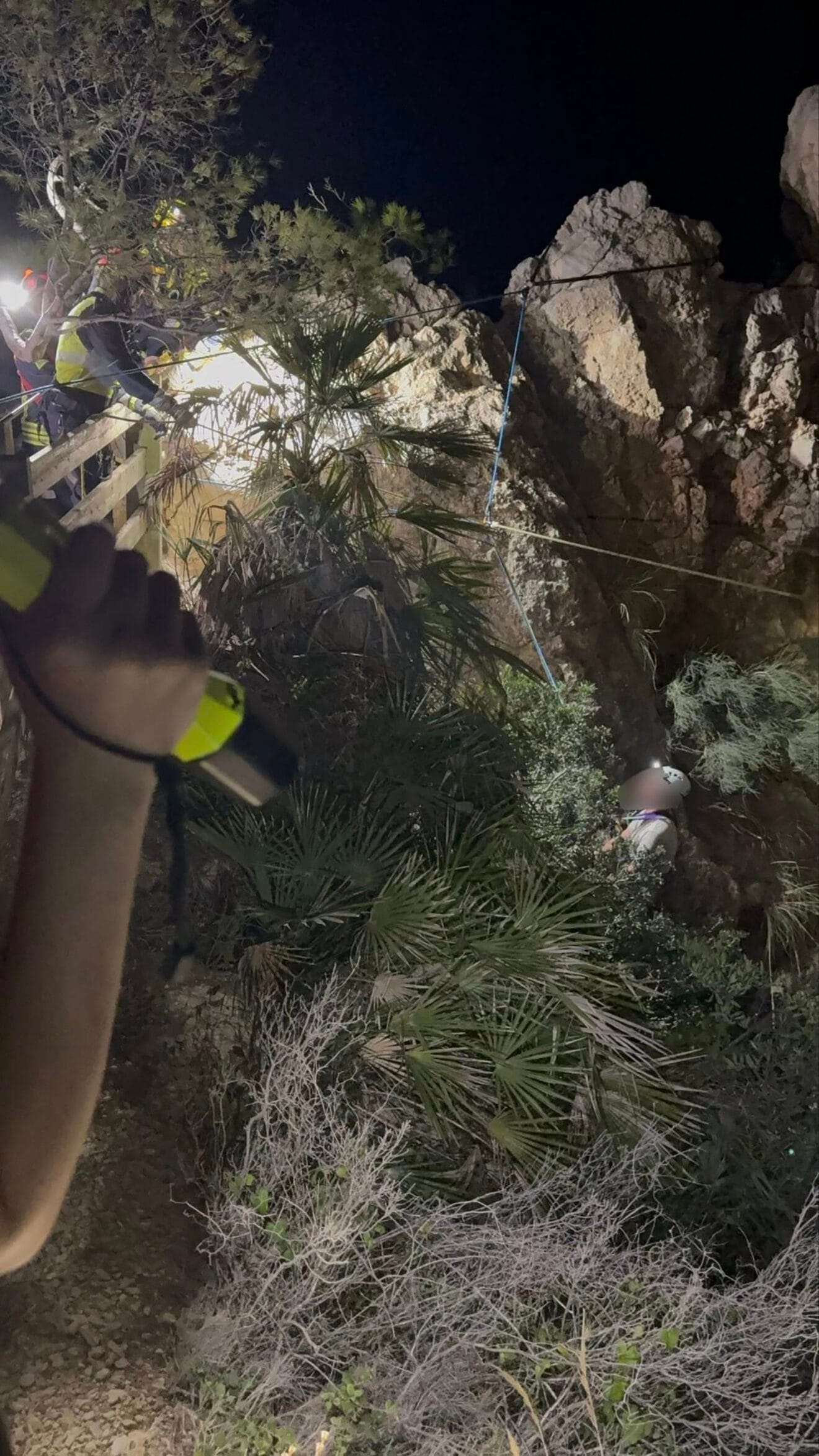 Rescate en la Falla del Moraig de Benitatxell