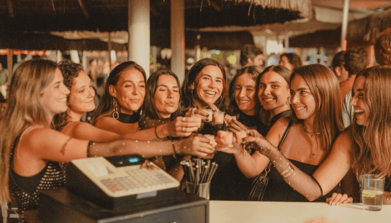 Vive el verano con vistas y música en la bahía de Xàbia