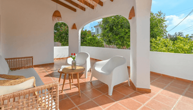 Villa Tres Cors: encant mediterrani amb piscina a Moraira 15 zona de descans a l'aire lliure amb encant mediterrani