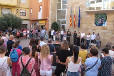 Calp rinde homenaje a las niñas fallecidas 18