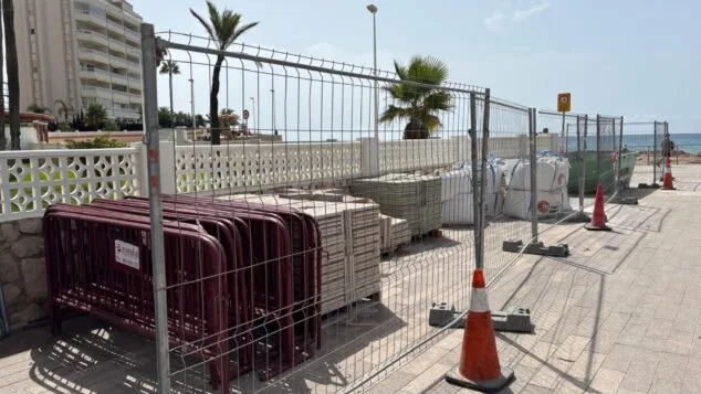 Afbeelding: Verbeteringswerkzaamheden beginnen aan de boulevard van het strand Arenal-Bol in Calp.