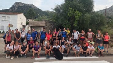 Excursionistas en Pego