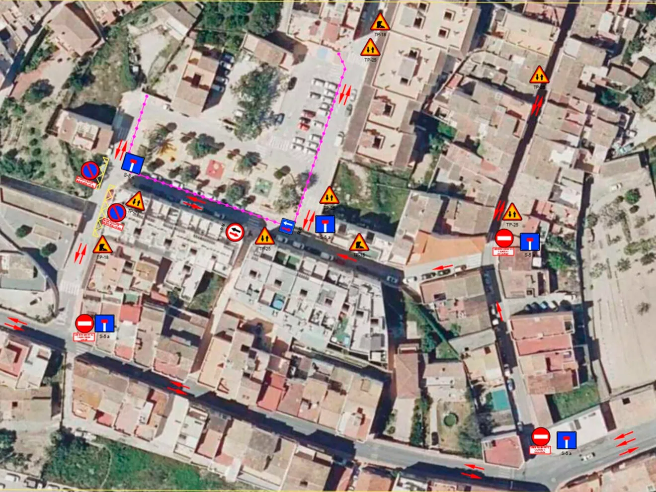 Mapa de circulación en Benitatxell con las obras de la plaça de les Pesqueres