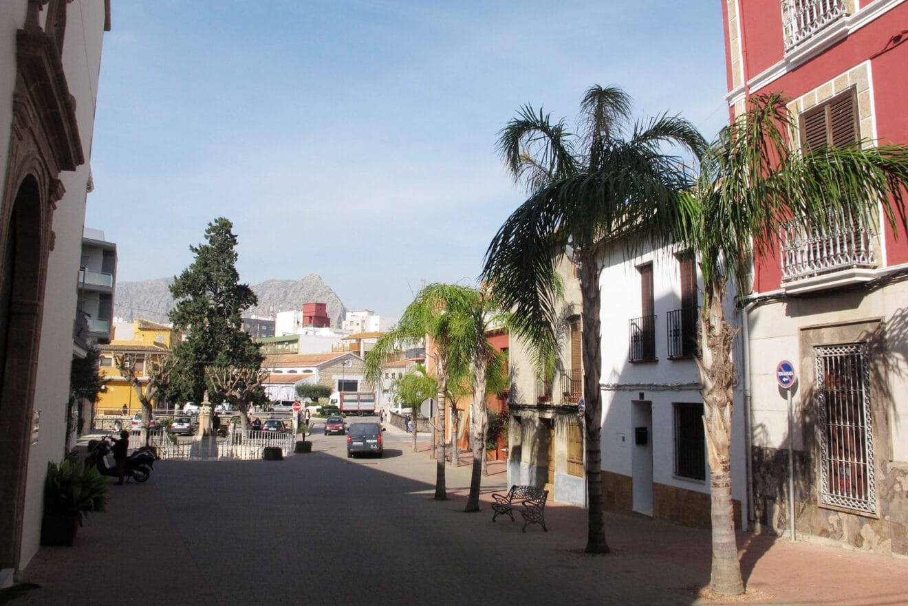 Ondara desde la plaça del Convent (archivo)