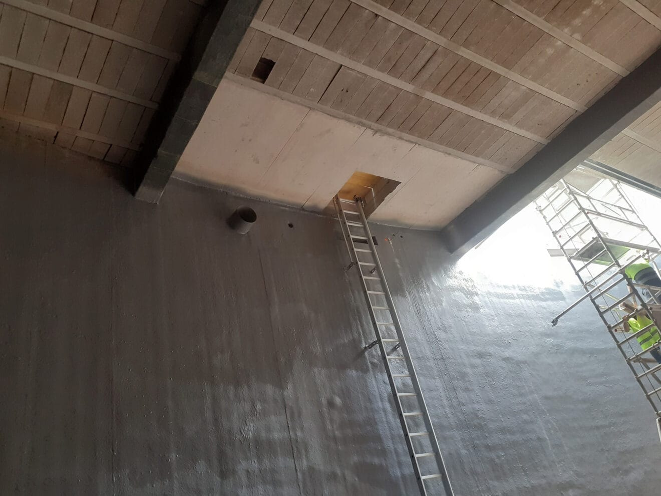 Innenrenovierung des Stausees Corralets de Calp