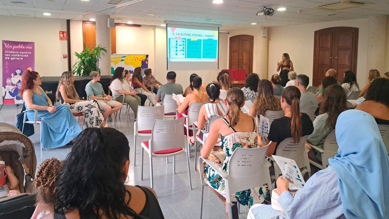 Reunión con las familias del alumnado matriculado en la Escoleta Infantil de Ondara
