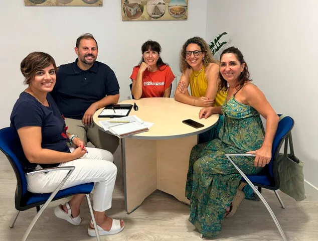 Imagen: Reunión entre el Ayuntamiento y los representantes de la Asociación de Comerciantes y Empresarios de Ondara (ACO)