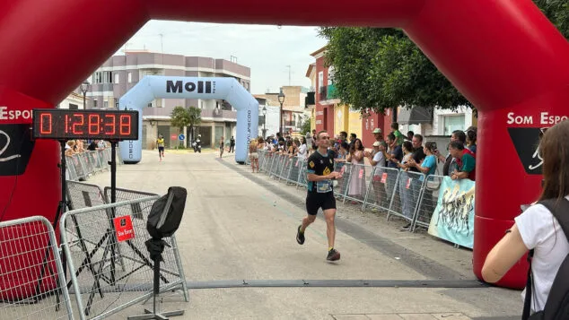 L'atletisme envaeix Els Poblets, Dénia, Ondara i El Verger: així ha estat la II 21K Marina Alta aquest 2025 162 segona edició de la 21k marina alta 2025 159