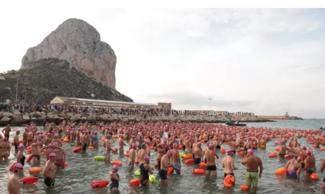 travesia a nado del penon de ifach de calp