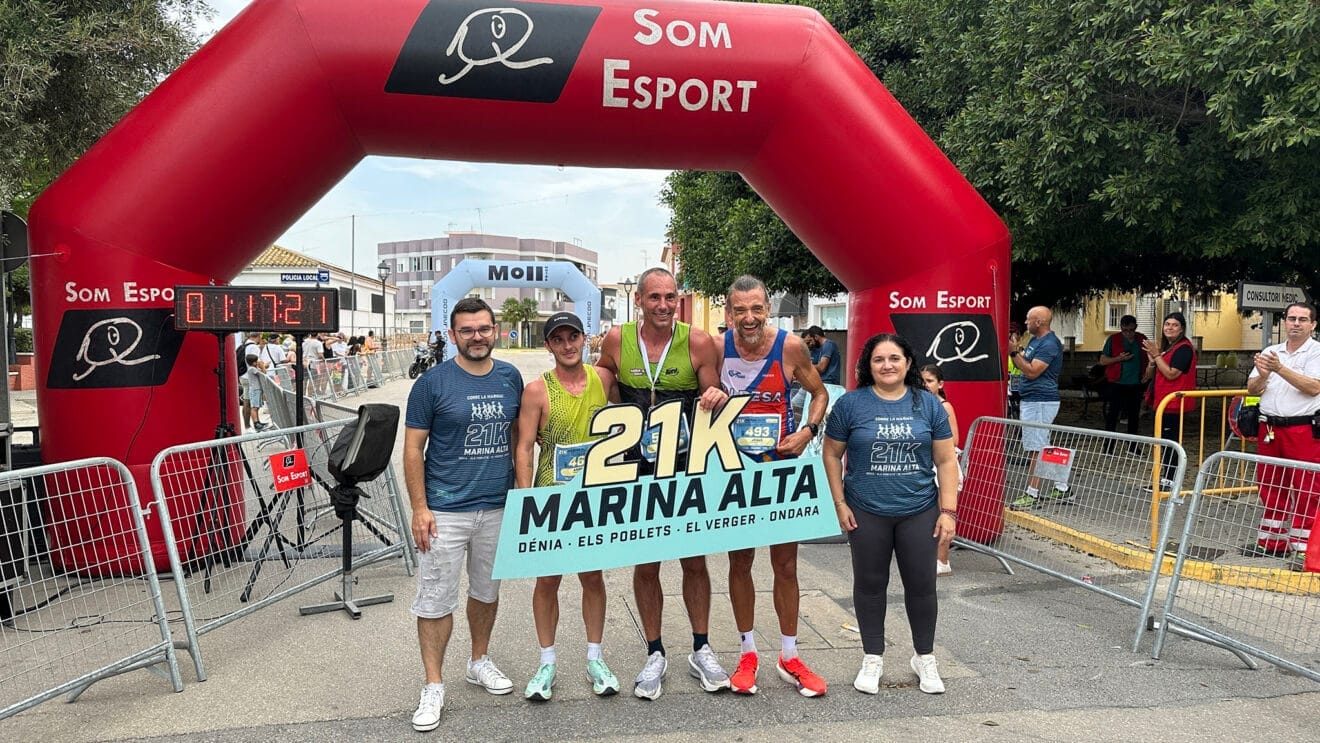 Tres primeros atletas de la II 21K Marina Alta 2025