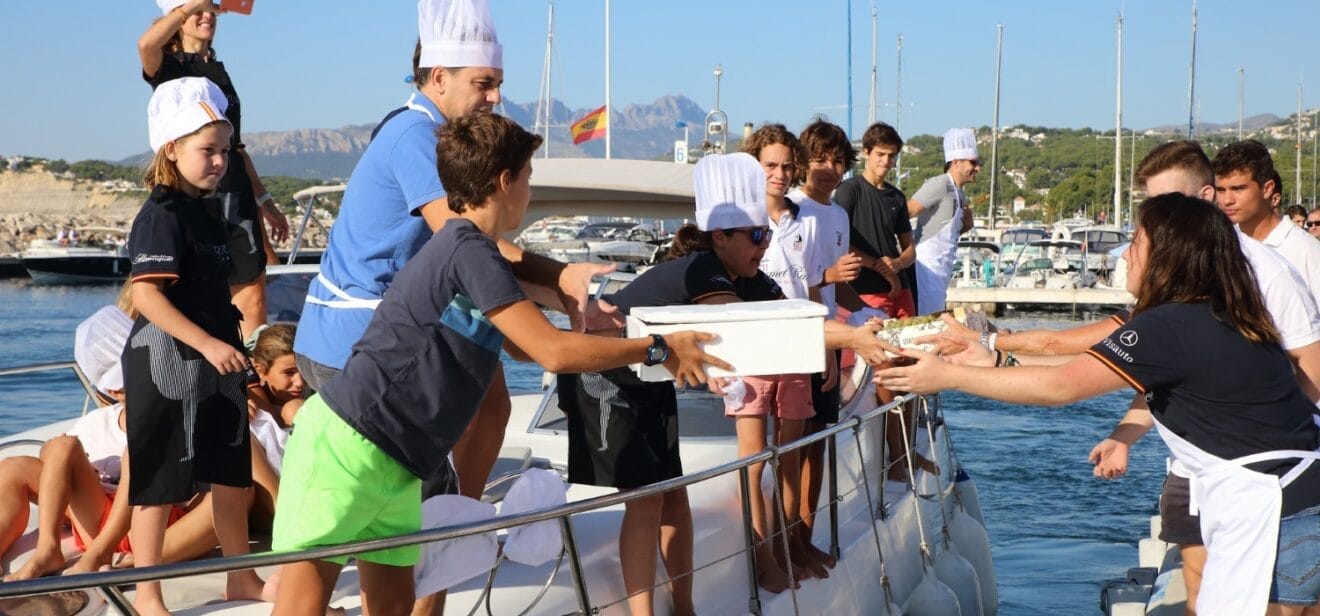 Una de las embarcaciones participantes en una edición de Gourmet Race