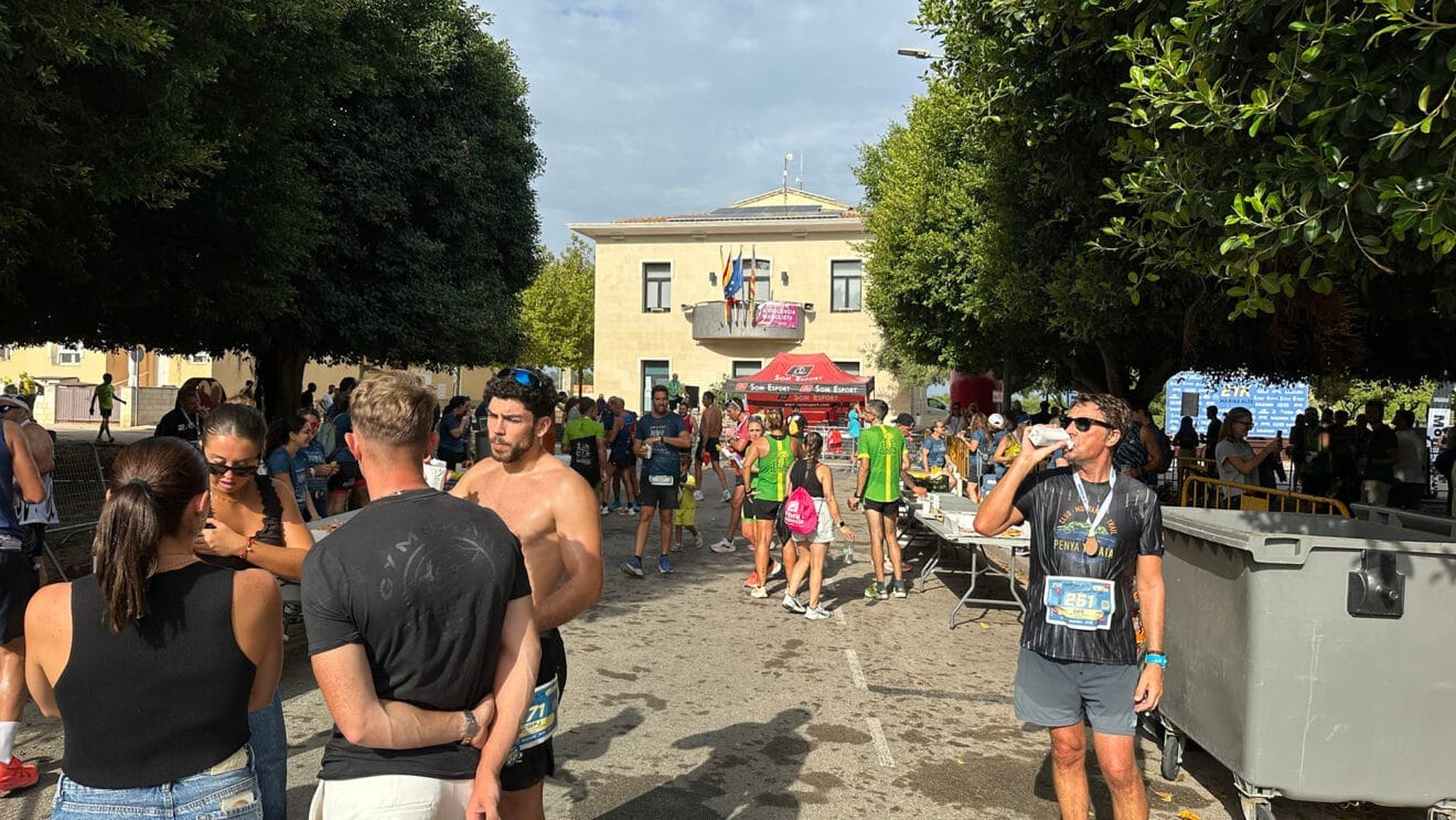 Zona de meta de la II 21K Marina Alta 2025 en Els Poblets