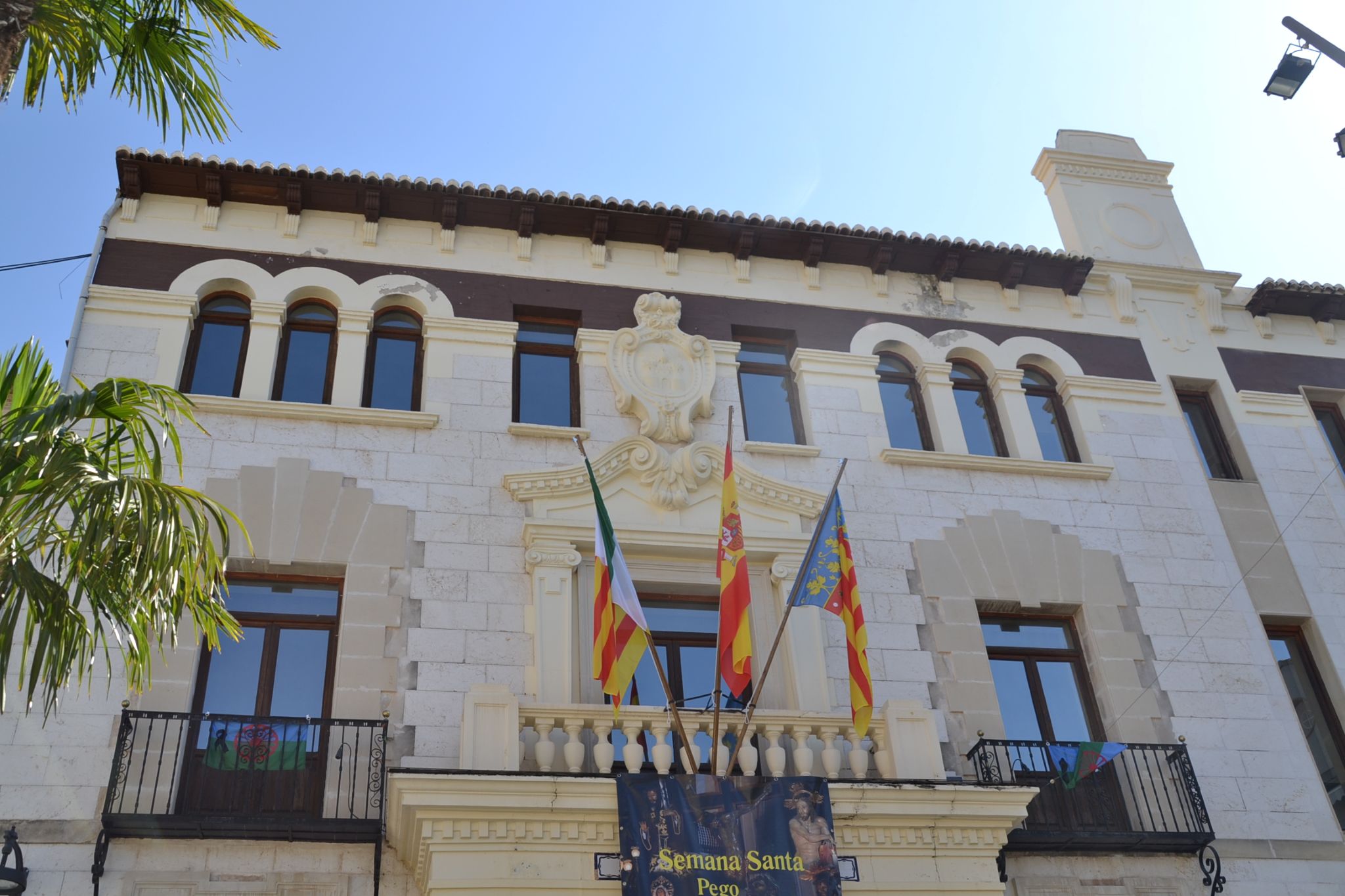 Pego liquidará una deuda de 1,19 millones de euros y destinará fondos a mejoras en infraestructuras y servicios municipales 2 ayuntamiento de pego archivo