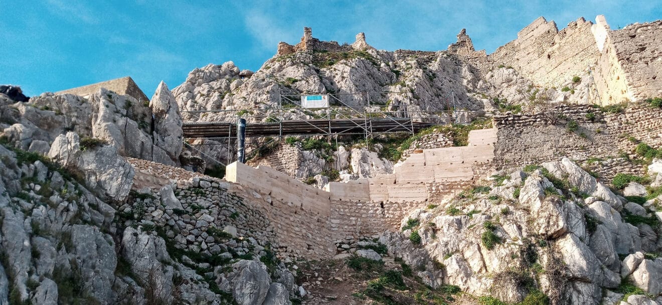 Castell de Benissili con trabajos de conservación 07