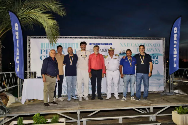 Imagen: Equipo Bahía de Moraira en el XXII Campeonato de España de Curricán Costero en Moraira