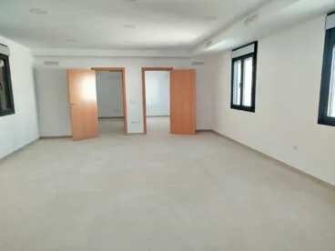 Interior del Centro Social de Benssivà, en la Vall de Gallinera