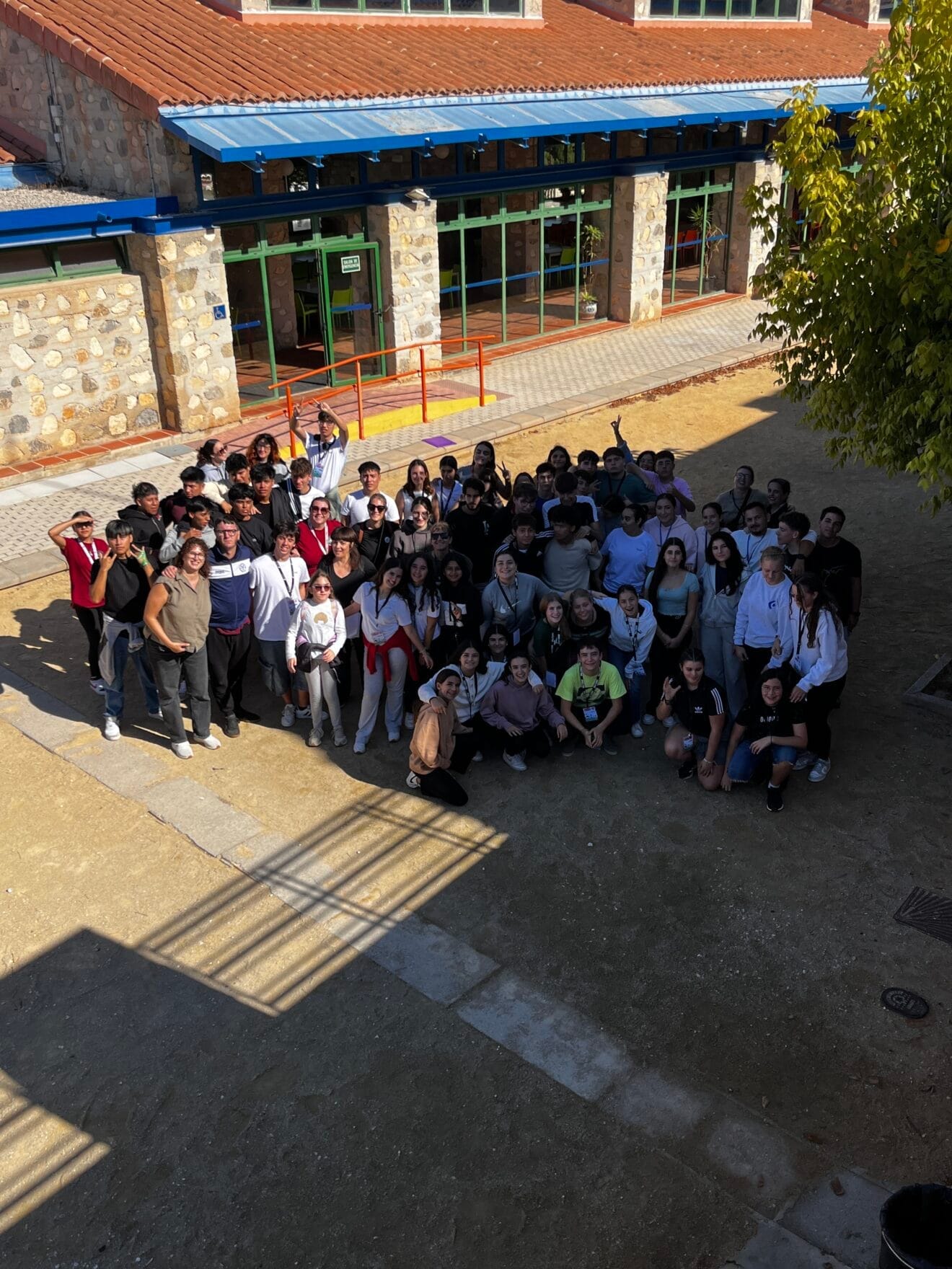 Grupo de jóvenes en el encuentro de la Marina Alta y Baixa