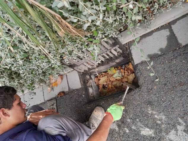 Imagen: Limpieza de imbornales en Calp