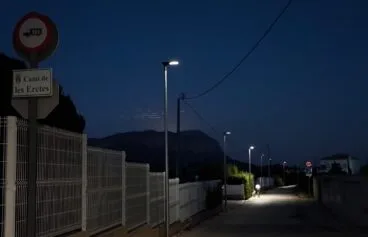 nuevas farolas solares de pedreguer