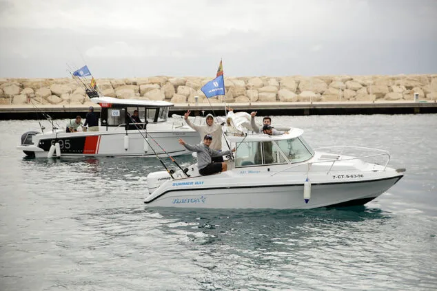 Imagen: Participantes del XLII Edición Campeonato de Pesca al Curricán Club Náutico Moraira