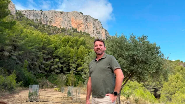 Imagen: Pere Moll Leuchter, concejal delegado de Medioambiente, Urbanizaciones, Playas y Bienestar Animal del Ayuntamiento de Calp por la formación Somos Calpe