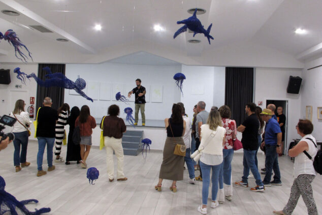 Els Poblets explota de arte en vivo con Persianes amb Art 2025: un recorrido por la consolidada tercera edición 19 persianes amb art 2025 en els poblets04