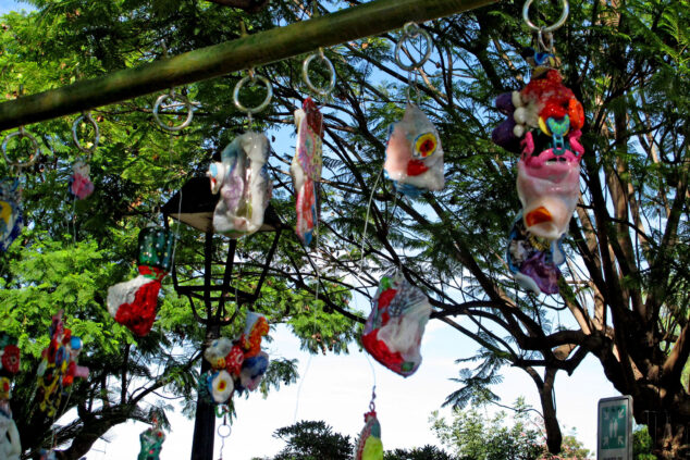 Els Poblets explota de arte en vivo con Persianes amb Art 2025: un recorrido por la consolidada tercera edición 44 persianes amb art 2025 en els poblets29