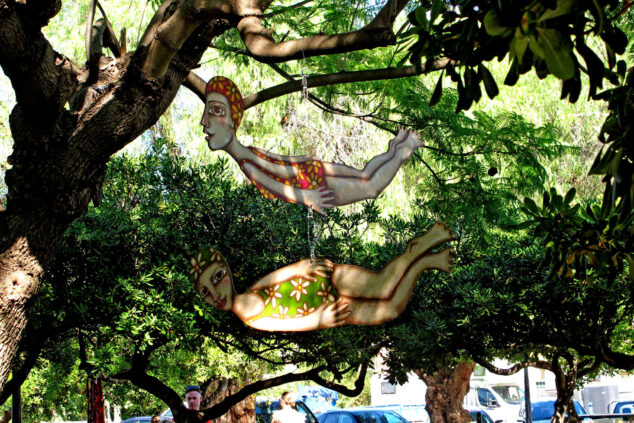 Els Poblets explota de arte en vivo con Persianes amb Art 2025: un recorrido por la consolidada tercera edición 45 persianes amb art 2025 en els poblets30