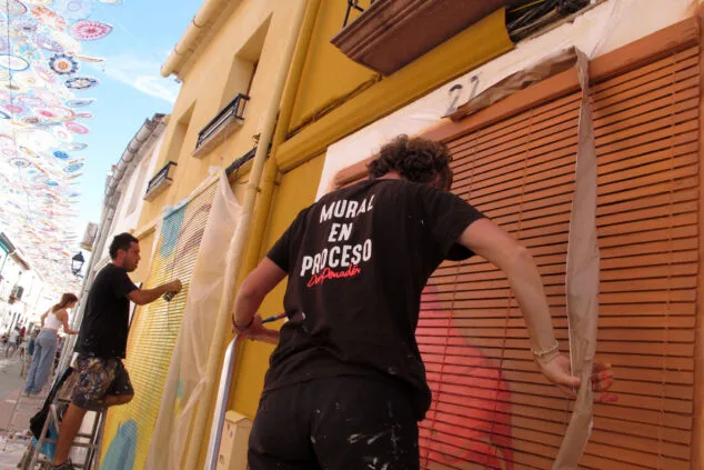 persianes amb art 2025 en els poblets70