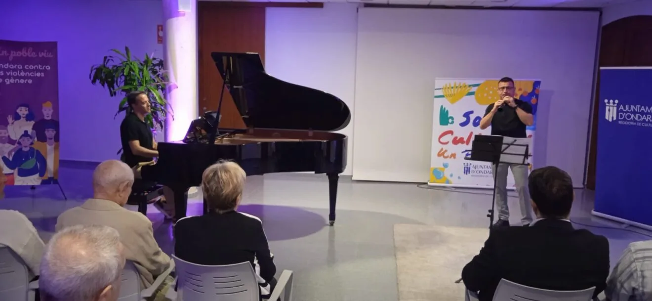 Josep Alemany y el pianista alicantino David González