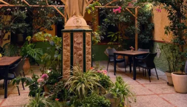 Restaurante con encanto en Dénia dentro del Hostal Loreto