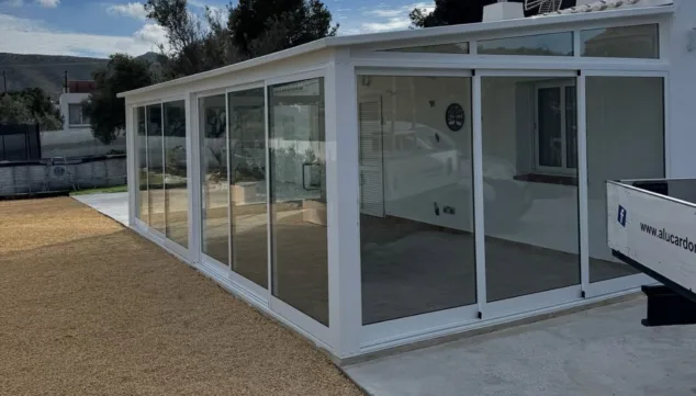 soluciones en cerramientos para el invierno en la costa blanca