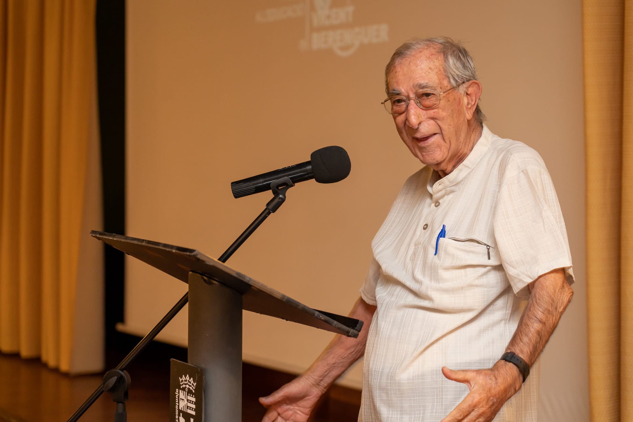 Fallece Vicente Berenguer Llopis, misionero reconocido por su labor humanitaria e Hijo Predilecto de Teulada 51 vicente berenguer durante la gala premi vicent berenguer