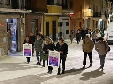 Benitatxell realiza una marcha por el 25N