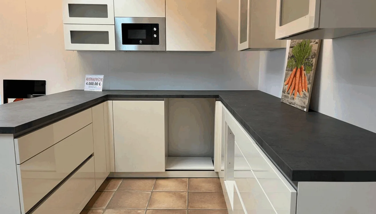Cocina Abverkaufsküche por 4.000€ (Extra hoch)