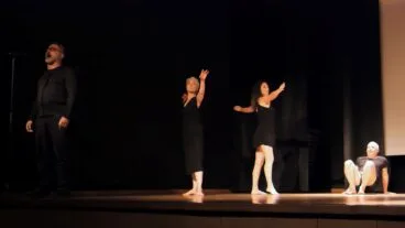 Danza de apertura del festival