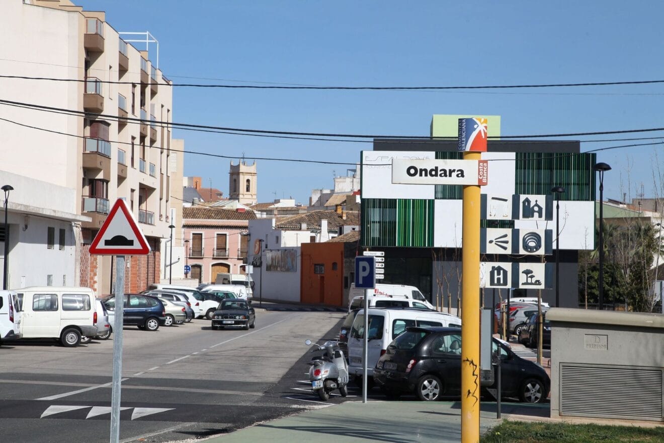 Entrada a Ondara (archivo)