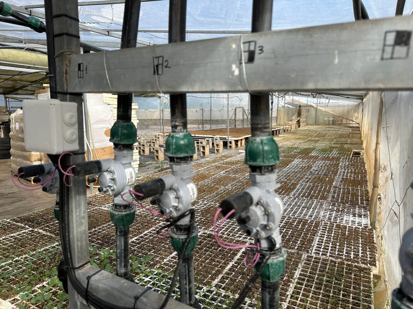 Instalación de riego en Viveros Parra (Pego)