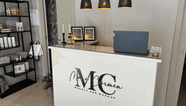 manicuras y pedicuras con hidratacion y exfoliacion