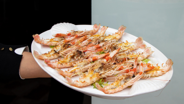 ¿Quién dijo que el mar es solo para el verano? El Mediterráneo también se disfruta en los meses más fríos 16 otono e invierno con sabor marinero en les rotes