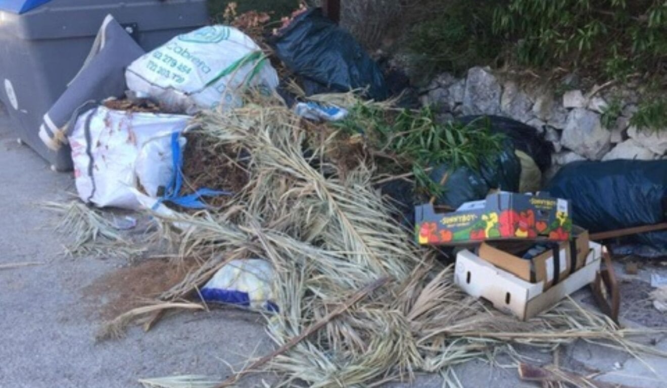 Vertido incontrolado en Calp