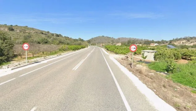 Imagen: Vista panorámica de la carretera CV-715 que conecta Pego y Oliva
